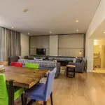 Luxury 2 Bedroom With Roof Deck And Pool