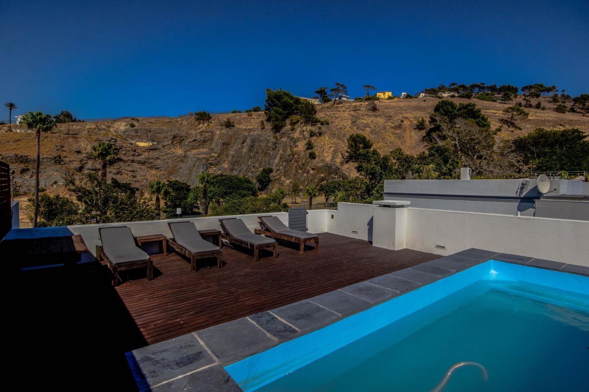 Apartment Luxury 2 Bedroom With Roof Deck And Pool