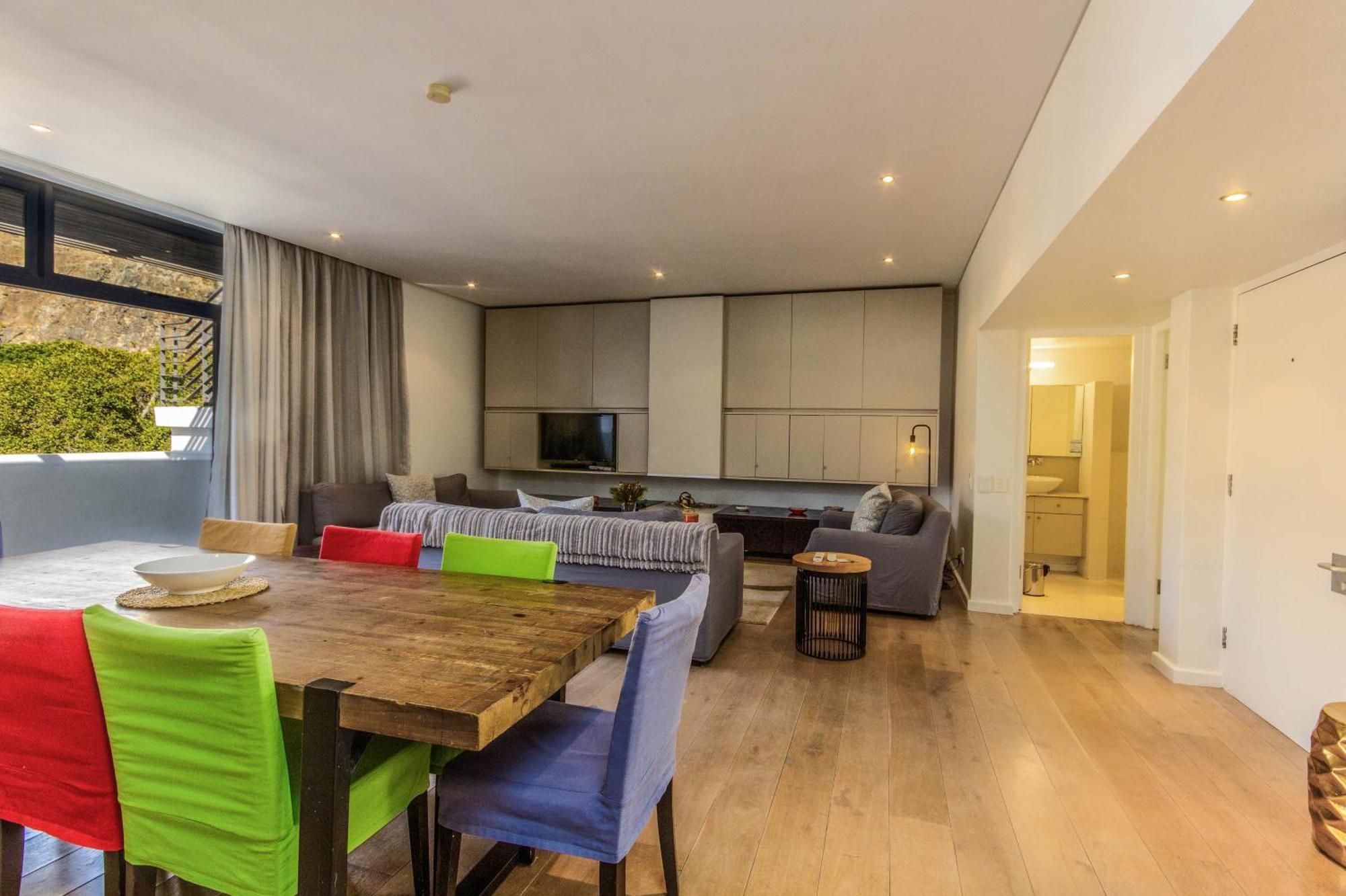 Luxury 2 Bedroom With Roof Deck And Pool * Cape Town